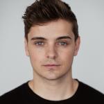 artist image Martin Garrix, MOTi Virus (How About Now) Virus (How About Now) - Single