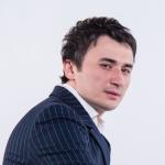 artist image RQWSHEN AHMEDOW EZIZLERIM 2019 Qirmizi Olma