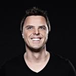 artist image Markus Schulz presents Dakota featuring Bev Wild Running Up That Hill(Extended Mix) 