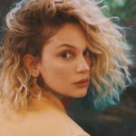 artist image Farah Zeynep Abdullah Boşvermişim Dünyaya (Arif V 216 OST) Arif V 216 (Orijinal Film Müzikleri)
