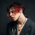 artist image YUNGBLUD, Halsey feat. Travis Barker 11 Minutes 