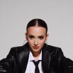 artist image НЮ, Асия Почему мы были вместе теперь я не понимаю [muz-bars.ru] Твой поцелуй - Single