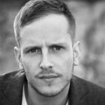 artist image ilan Bluestone feat. Ellen Smith Stranger To Your Love (ASOT 1007) Stranger To Your Love (feat. Ellen Smith) [Pretty Pink Remix]
