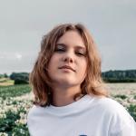 artist image Emma Peters XNXX (cover Dinos) Emma Peters Cover