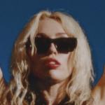artist image Miley Cirus Wrecking Ball (zaycev.net) Bangerz (Deluxe Version)
