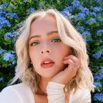 artist image Madilyn Bailey & Runagound Say something, I'm giving up on you. I'll be the one, if you want me to. Anywhere, I would've followed you. Say something, I'm giving up on you.  And I am feeling so small. It was over my head I know nothing at all.  And I will stumble and The Covers, Vol. 7 - Single