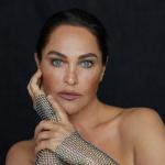artist image Hülya Avşar Bu Gece Uzun Olacak Yarası Saklım
